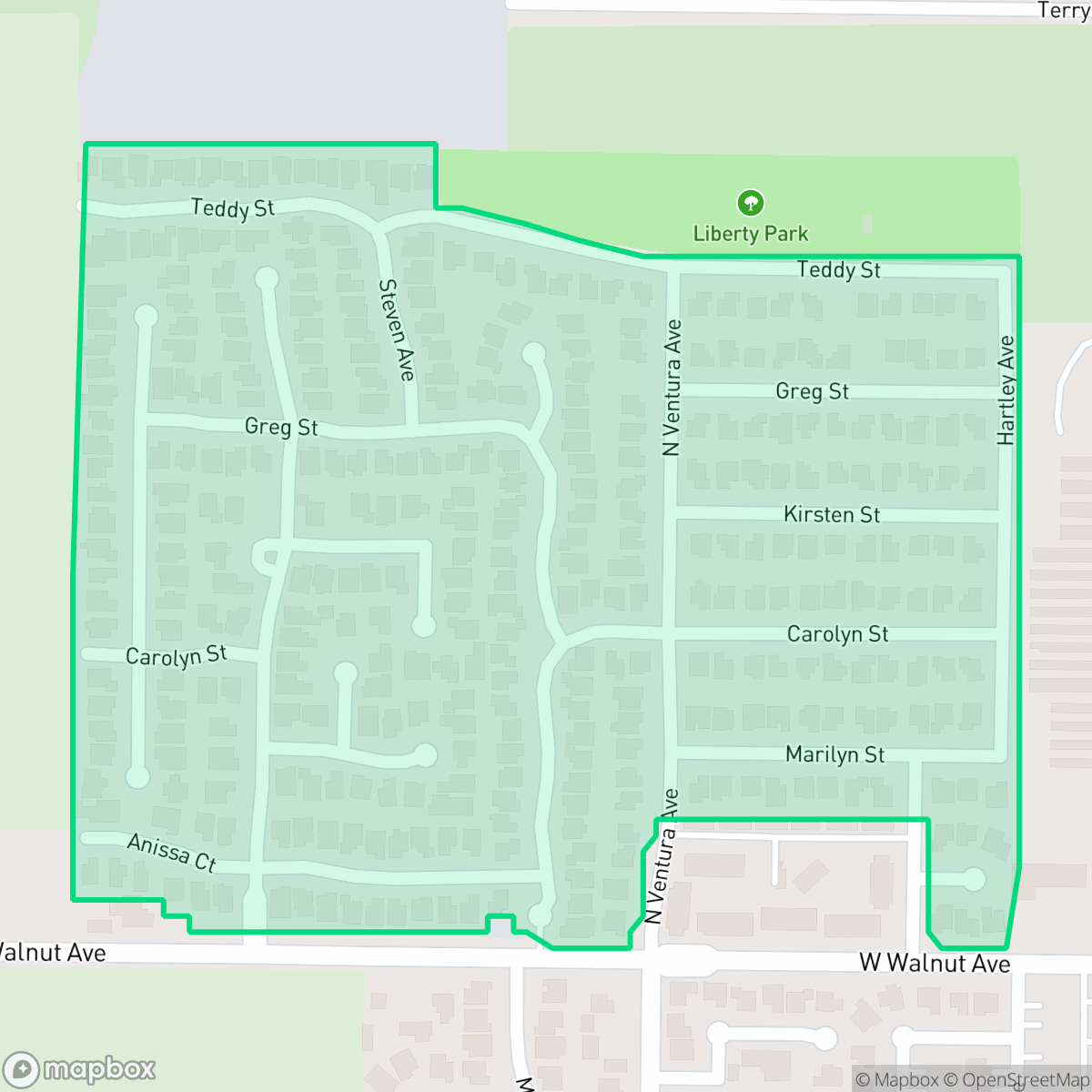 Map showing the location of Sierra Woods, Farmersville, CA